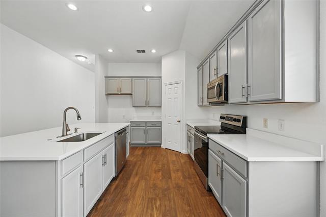 Building Photo - 6609 Adobe Cir