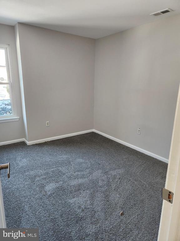 Building Photo - 316 Georgia Ct