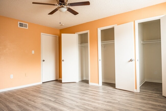 Building Photo - 1506 Eagle Lake Rd