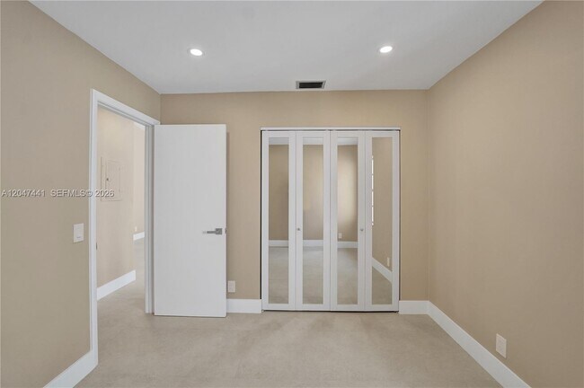 Building Photo - 1361 Springside Dr