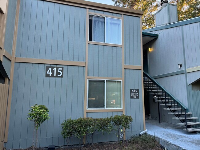 Building Photo - 415 Ignacio Blvd