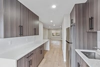 Building Photo - 525 Bloomfield Ave