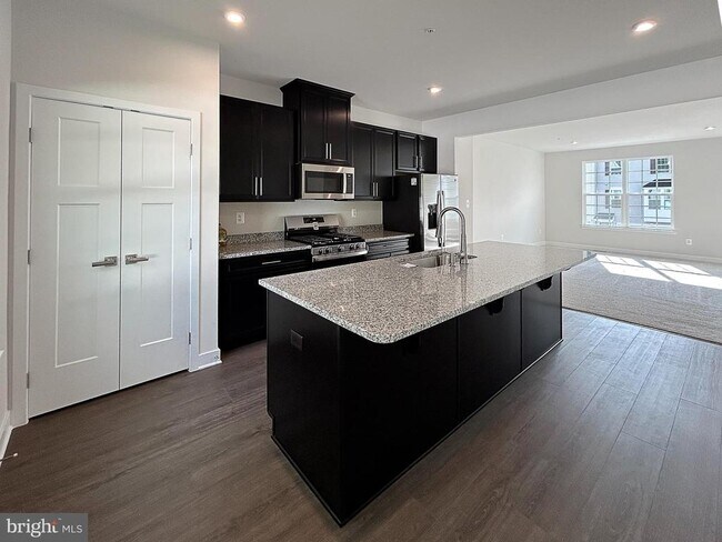 Building Photo - 338 Paca Gardens Ln