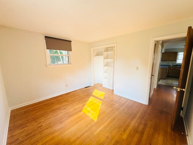 Building Photo - 9 Edgewood Ave