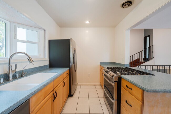 Building Photo - One-of-a-Kind Riviera Home Backing to El R...