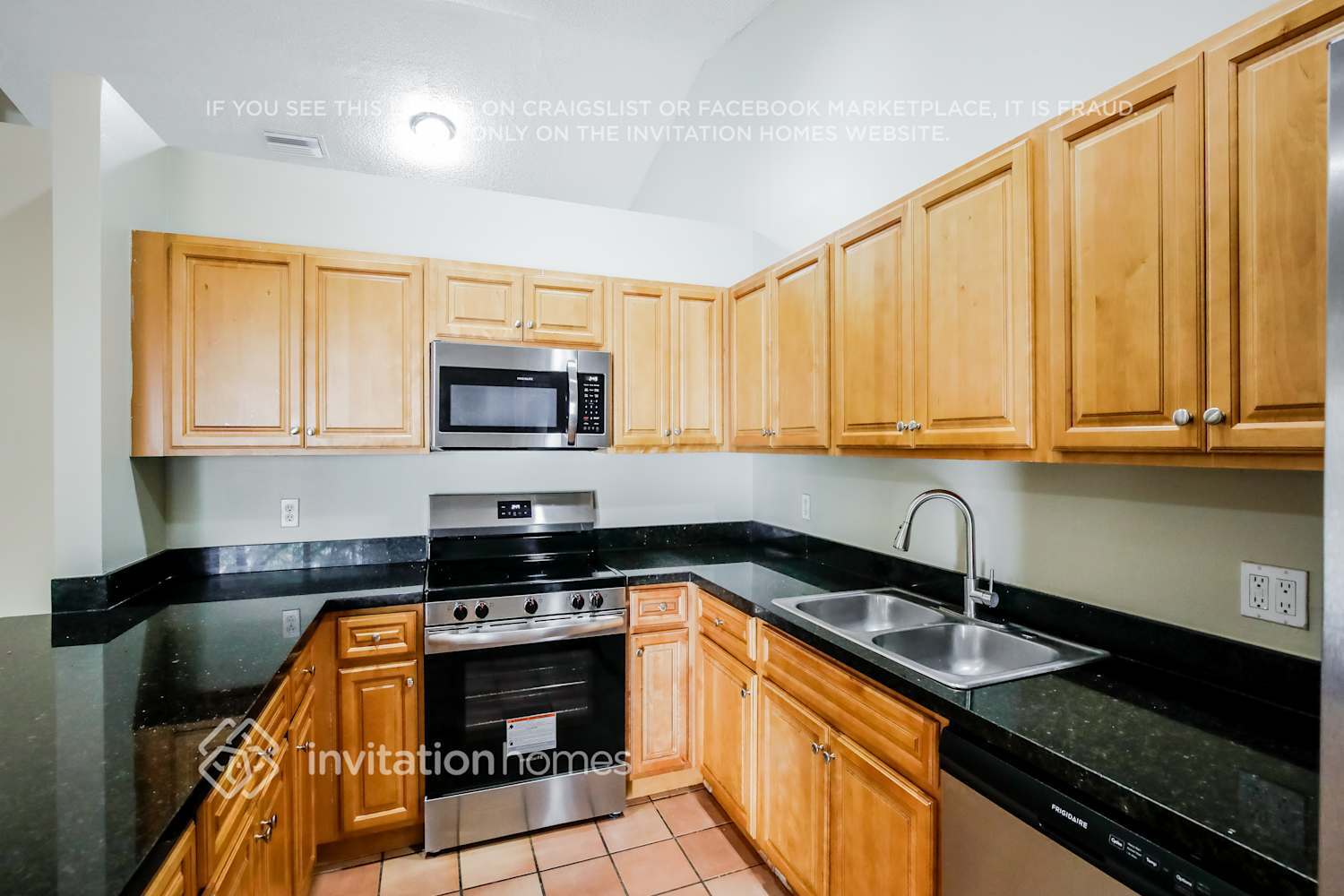 Building Photo - 14713 SW 110th Terrace