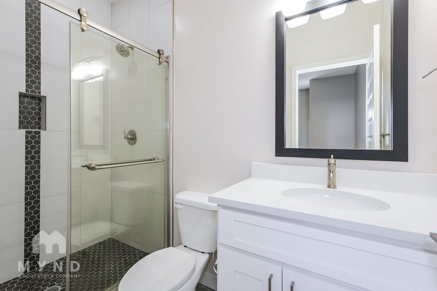 Building Photo - 4314 N Pecos St