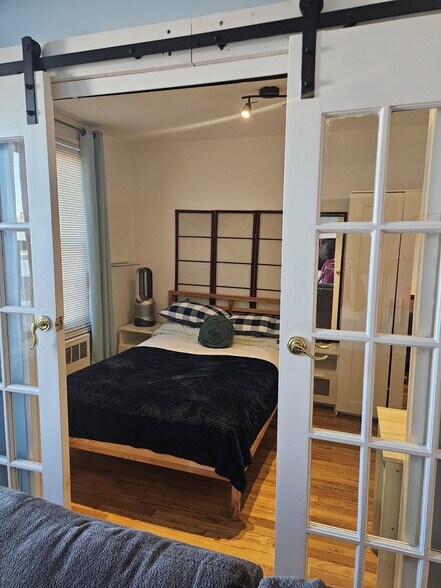 Building Photo - 5803 Calloway St