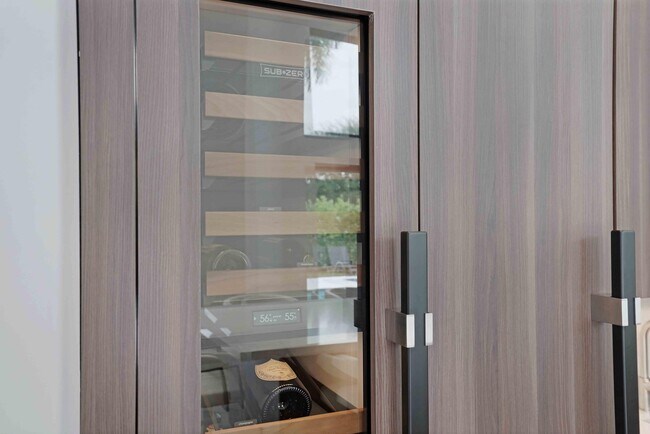 Building Photo - 3012 NW 61st St