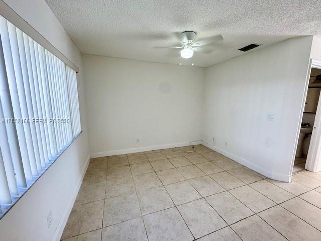Building Photo - 833 NW 208th Terrace
