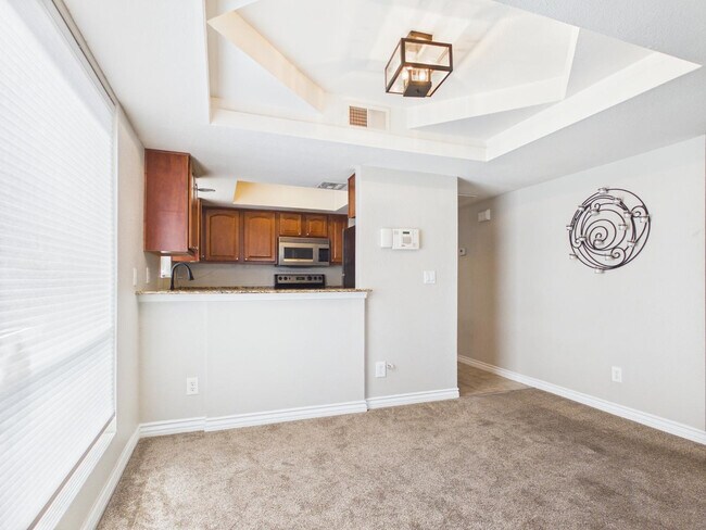 Building Photo - 3420 W Danbury Dr