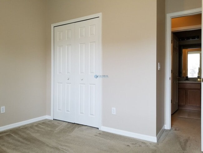 Building Photo - Welcome to this charming 3-bedroom home located in the sought-after Esprit community of St. Cloud.