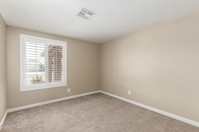 Building Photo - 1512 West Mariposa Dr