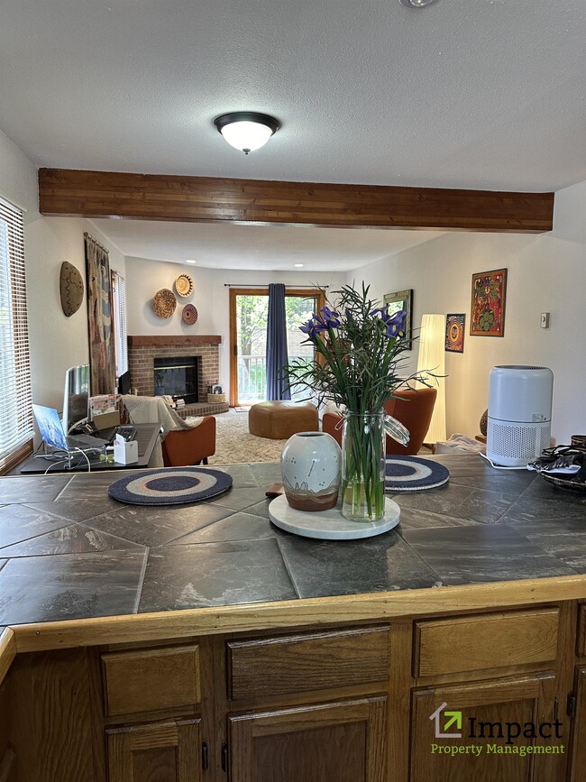 Building Photo - 2510 Plumtree Grove