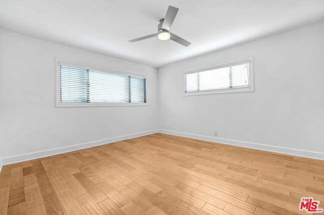 Building Photo - 2812 Anchor Ave