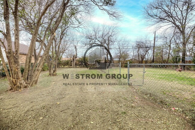 Building Photo - 3635 Rogene St