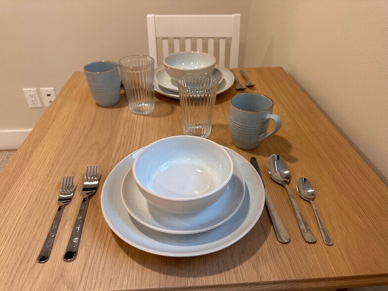 Building Photo - 2412 Columbia St SW