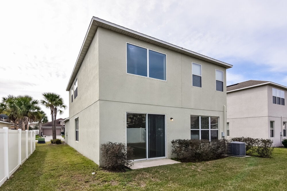 Building Photo - 8322 Deerland Bluff Ln