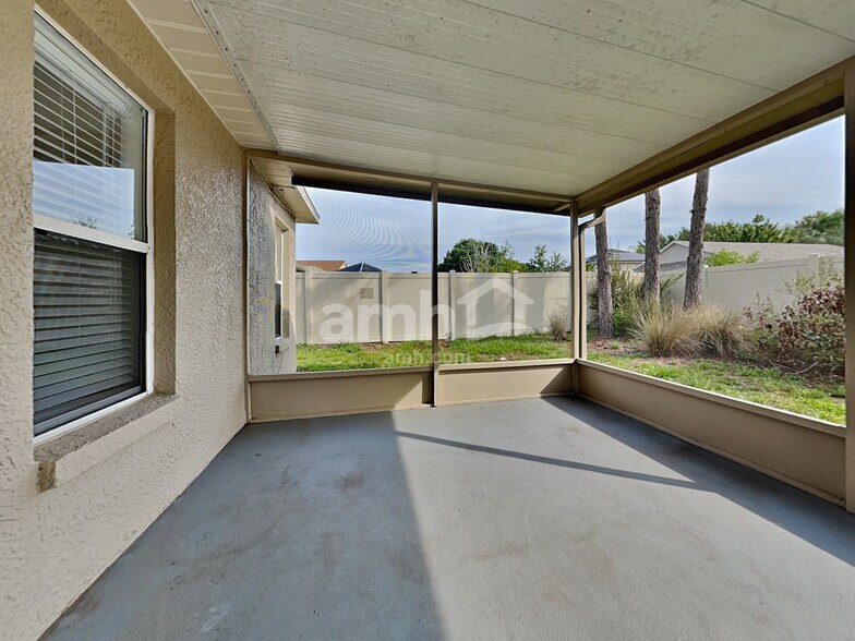 Building Photo - 7530 Citrus Blossom Dr