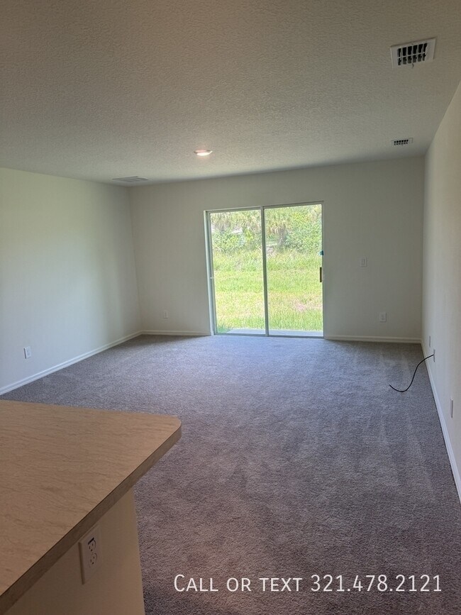Building Photo - 1568 Seeley Cir NW