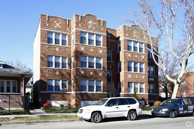 Building Photo - 7400 S Yates