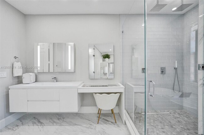 Building Photo - 2740 NW 83rd Terrace