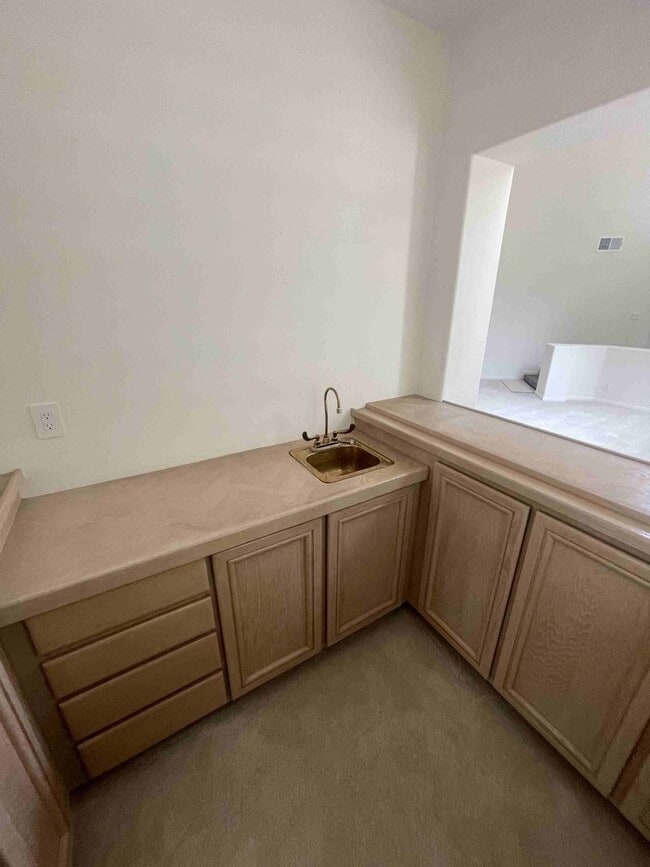 Building Photo - CALABASAS MEDITERRANEAN ESTATE IN THE BELL...