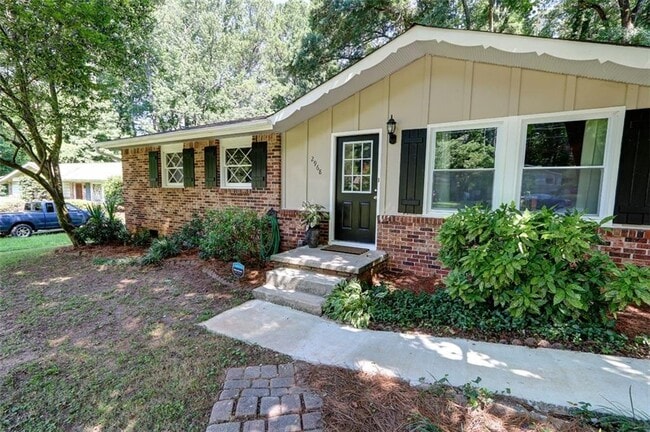 Building Photo - 2968 Fantasy Ln