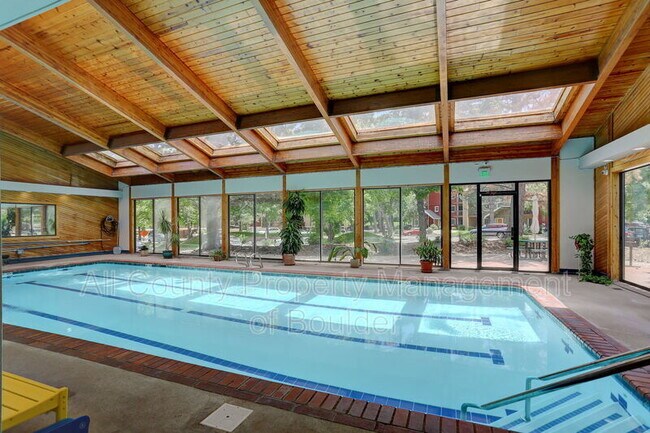 Building Photo - 2865 Sundown Ln