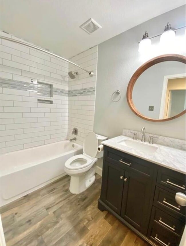 Building Photo - 6326 Saragosa Crossing Ln