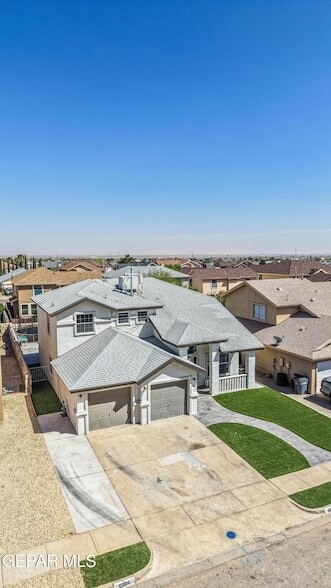 Building Photo - 10904 Duster Dr
