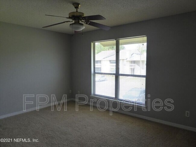 Building Photo - 10200 Belle Rive Blvd