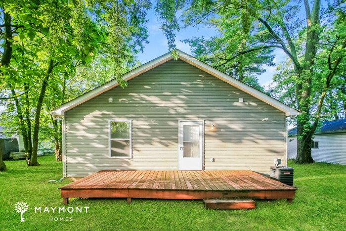 Building Photo - 1226 E 3rd St