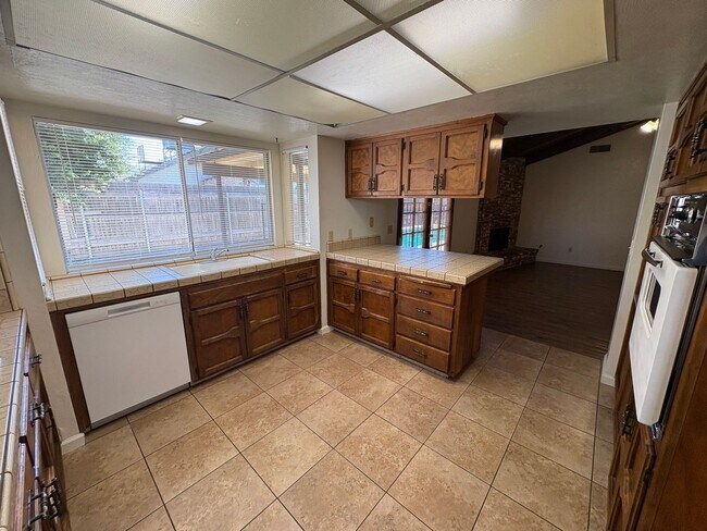 Building Photo - Old Style Charm home with pool Available Now!