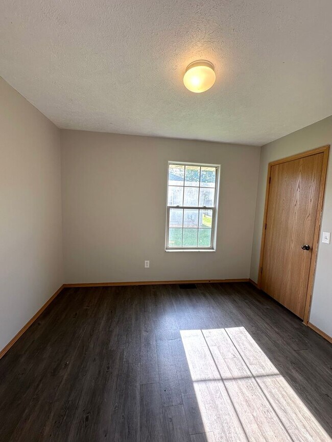 Building Photo - S0052-MF2-E1