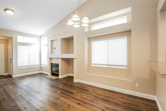 Building Photo - 3347 Steppe St