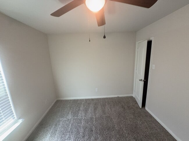 Building Photo - 3 BR/2BA | Newer Construction  Spacious Single-Story  | Covered Patio |With Flex Room!