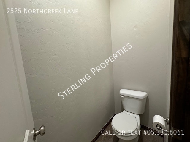 Building Photo - 2525 Northcreek Ln