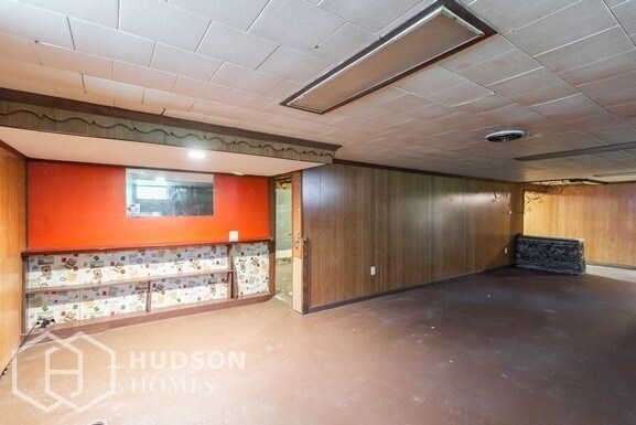 Building Photo - Move in by August 31st - GET 2nd MONTH FREE!
