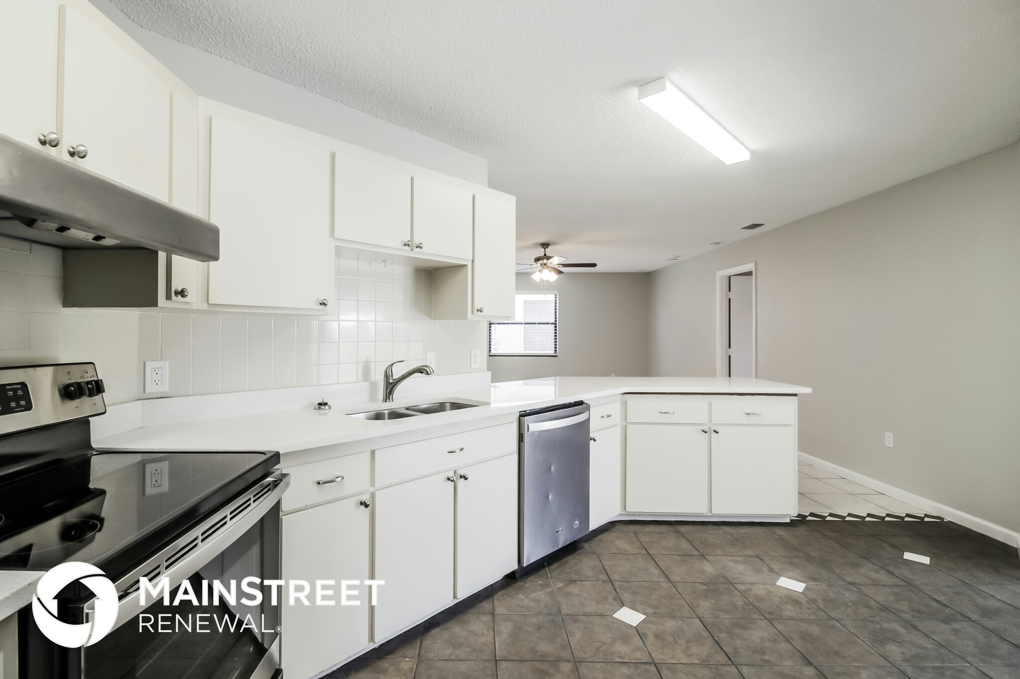 Building Photo - 6054 Cardiff Ave