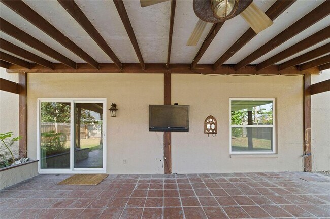 Building Photo - 24407 Rolling View Ct