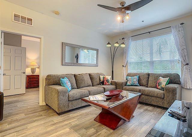 Building Photo - 4862 Cayview Ave