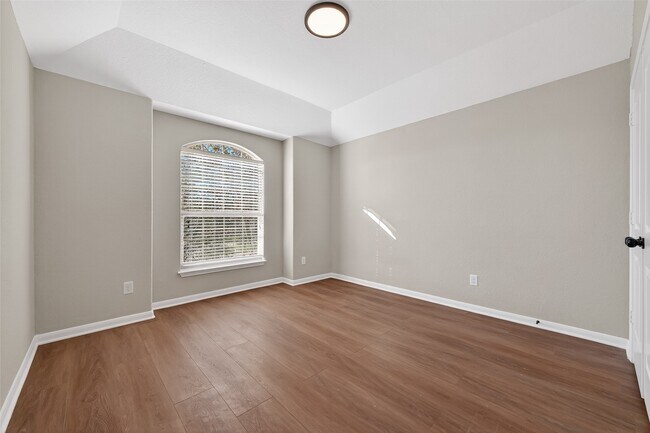 Building Photo - 14722 Palladio Dr