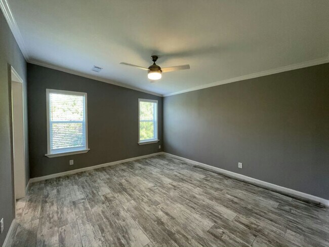 Building Photo - 5558 Whistling Tree Ln