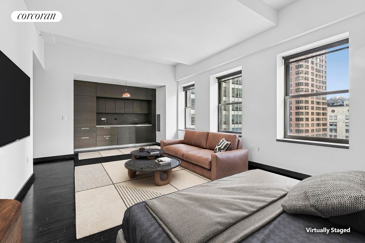 Building Photo - 18-20 Pine St