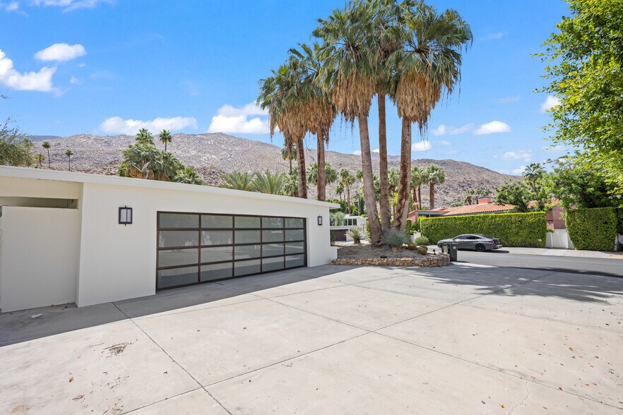Building Photo - 255 W Camino Buena Vista