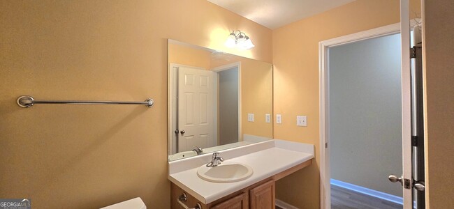 Building Photo - 11 Brookview Dr