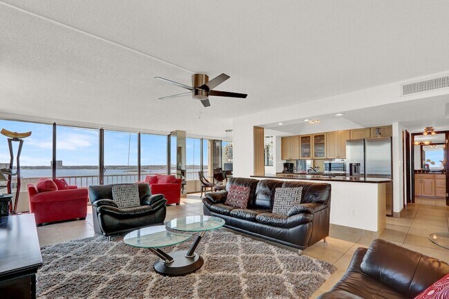 Building Photo - 5510 N Ocean Dr