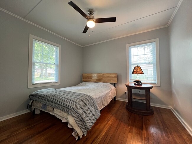 Building Photo - Great Furnished Home in TC