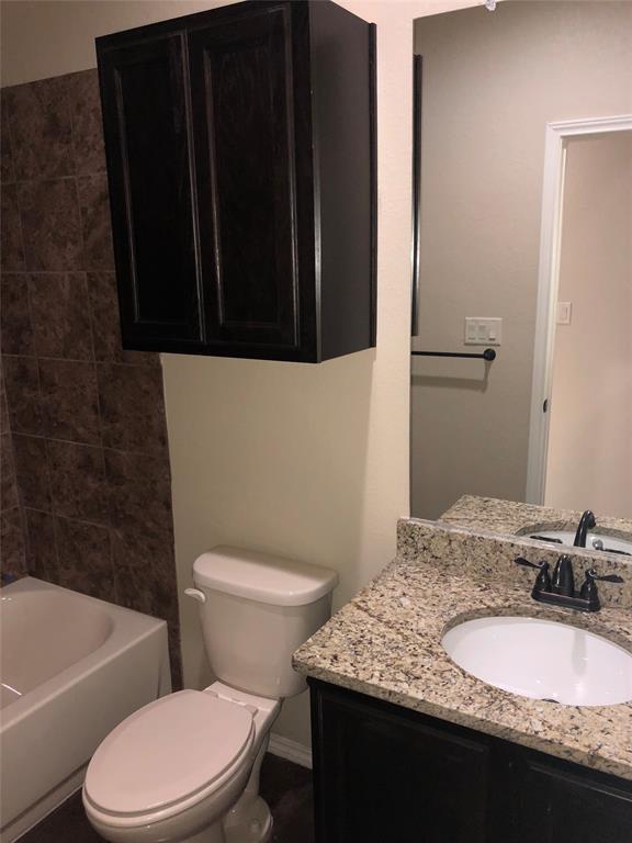 Building Photo - 378 Joanne Lp